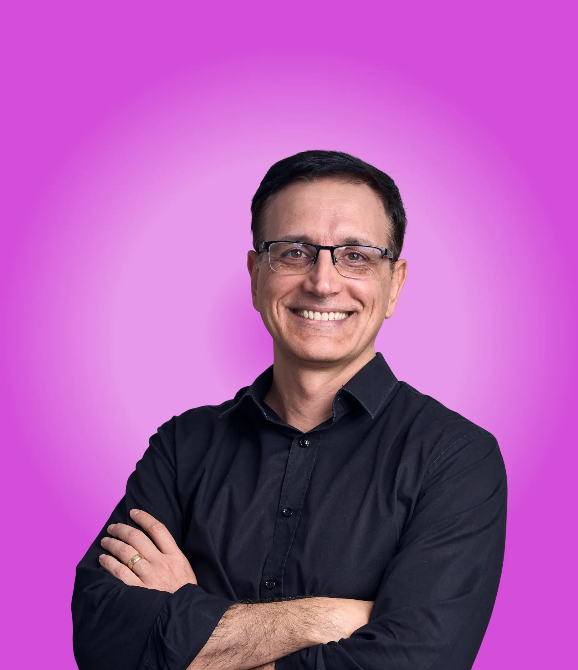 Cleverson Silva, professor(a) da Especialização em Prótese e Dentística